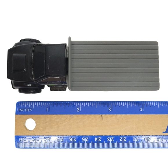 ERTL Diecast John Deere Flatbed Truck Black Gray 1:64 Scale J0515YL01 - Picture 9 of 9